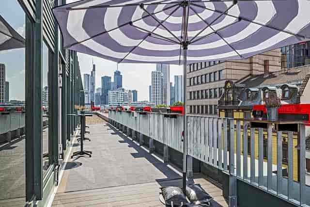 Frankfurt rooftop event space with skyline views for networking mixers and cocktail receptions.