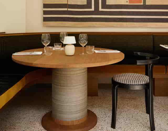 Elegant banquet-style VIP dinner setup at Morgan & Mees Rotterdam for executive events.