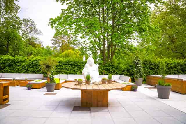 Outdoor breakout garden space for networking and team-building events.
