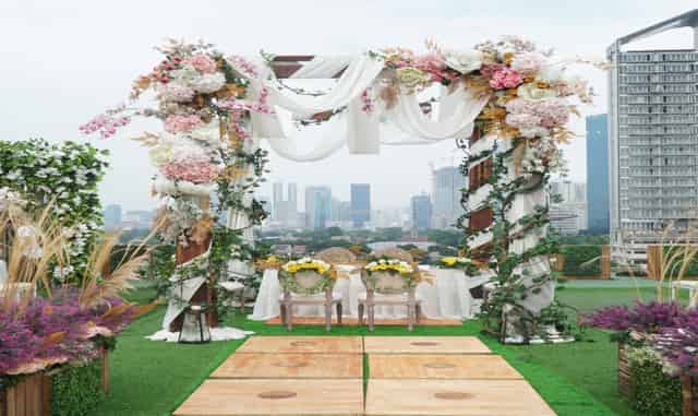 Rooftop Balai Sudirman