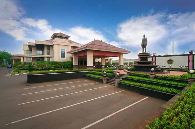 Panti Prajurit Building