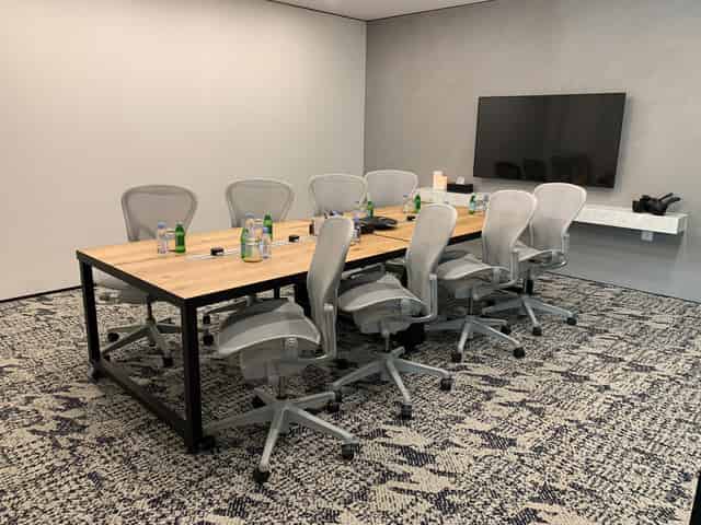 Meeting room - 37B