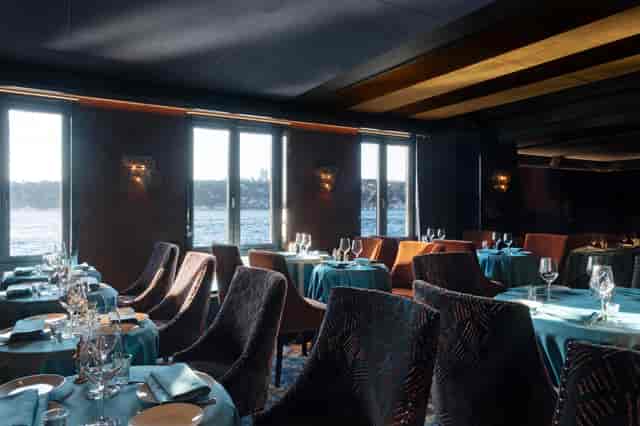Vakko L'Atelier waterfront dining room for executive dinners and corporate incentive events.