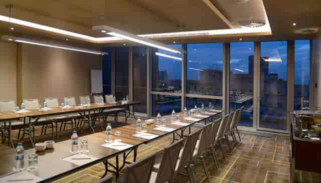 U-shape boardroom at Wyndham Grand Istanbul Levent for professional corporate meetings and events.
