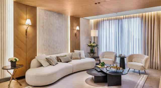 Vakko Room luxury breakout space for executive coaching and small board meetings.