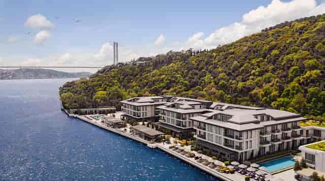 Luxury waterfront banquet hall at Mandarin Oriental Bosphorus for executive retreats and events.