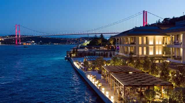 Mandarin Bosphorus Suite