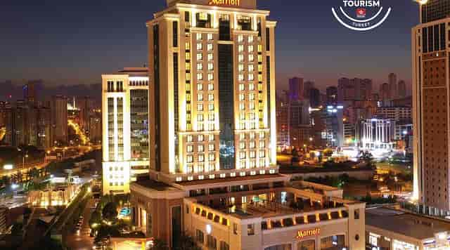 Modern Istanbul Marriott Hotel Asia suite for corporate conferences and business events.