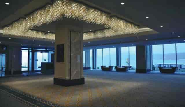 Grand Ballroom at The Grand Tarabya Hotel: Crystal lights for premium corporate events and galas.