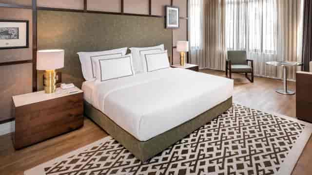 Luxury hotel suite at The Stay Nisantasi for VIP executive speakers and business event hosting.