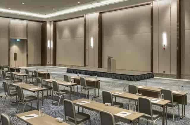 Grand Ballroom at Address Istanbul set for corporate training and professional seminars.