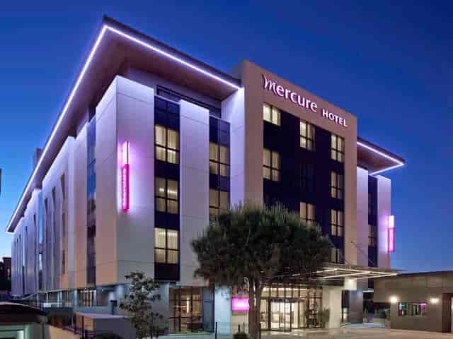 Mercure Istanbul Altunizade modern exterior for corporate meetings and group events.