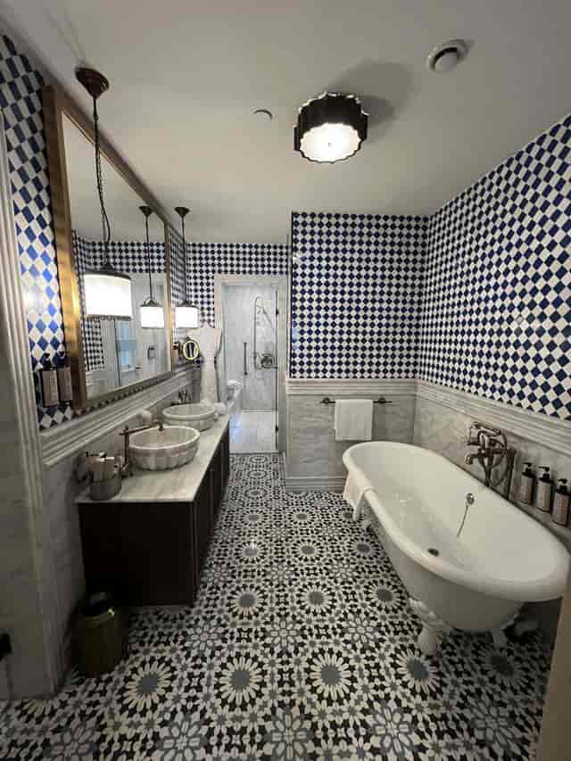 Luxury bathroom in Mimar Sinan Meeting Room, Hagia Sofia Mansions for VIP corporate events.