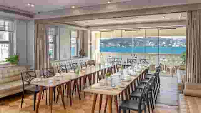 Executive Lounge Meeting Room