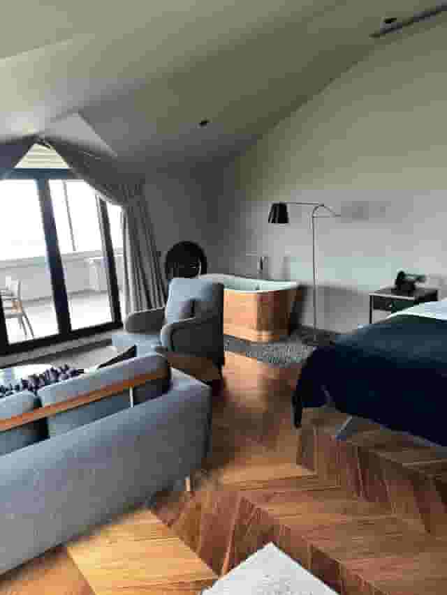 Meeting Rooms