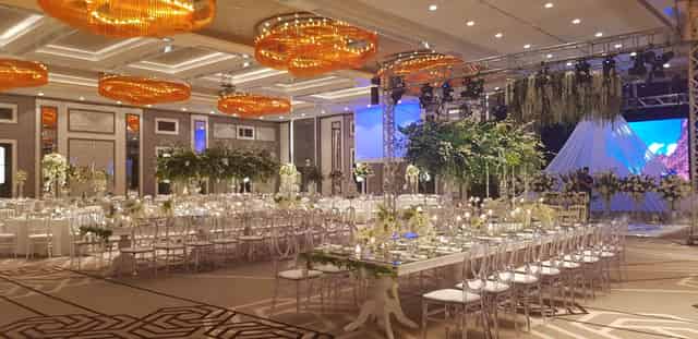 Banquet hall