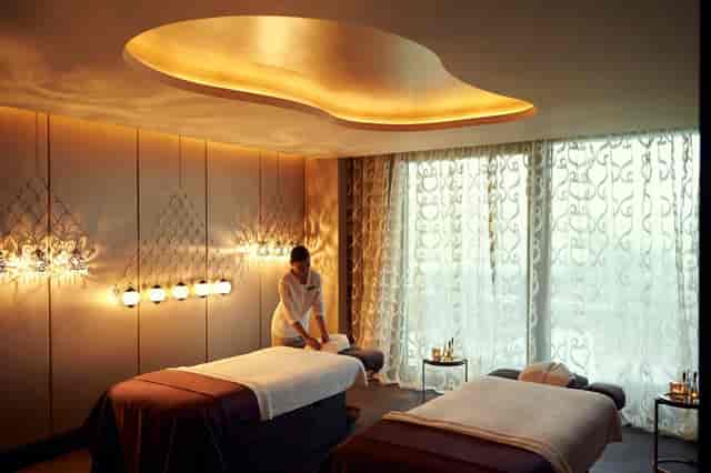 Nergis at Raffles Istanbul: Luxury VIP incentive retreat and wellness breakout space.