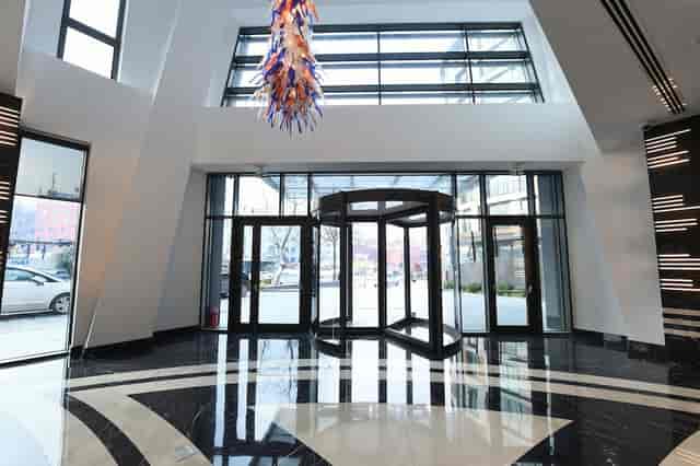 Liberty Square meeting room at Cher Hotel & Spa featuring high ceilings for corporate events.