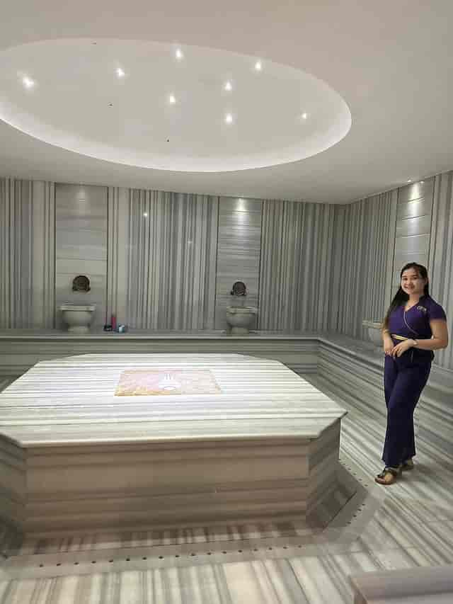 Upscale spa facility at Mezzanine Restaurant for corporate wellness retreats and incentive travel.