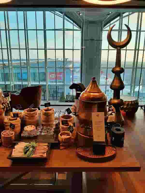 T Lounge