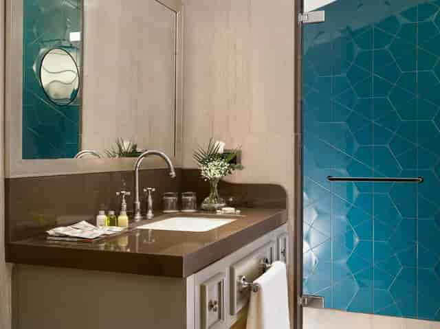 Luxury hotel bathroom with geometric tile at Kathisma Meeting Room, Istanbul for boutique events.