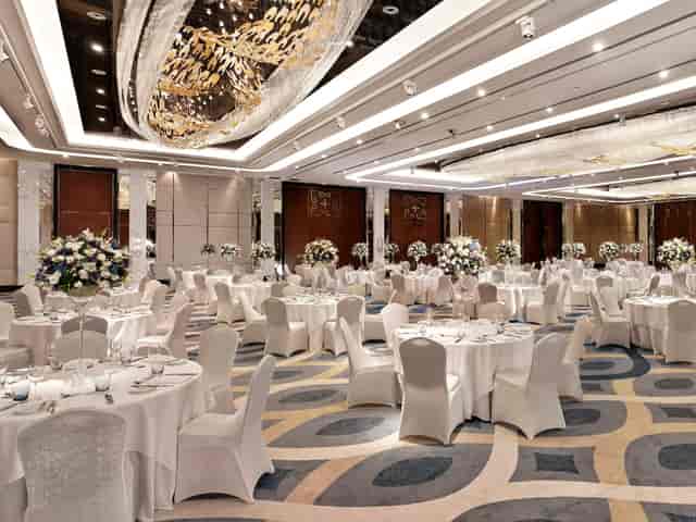 Luxury ballroom at Hyatt Regency Istanbul with modern chandeliers for galas and weddings.