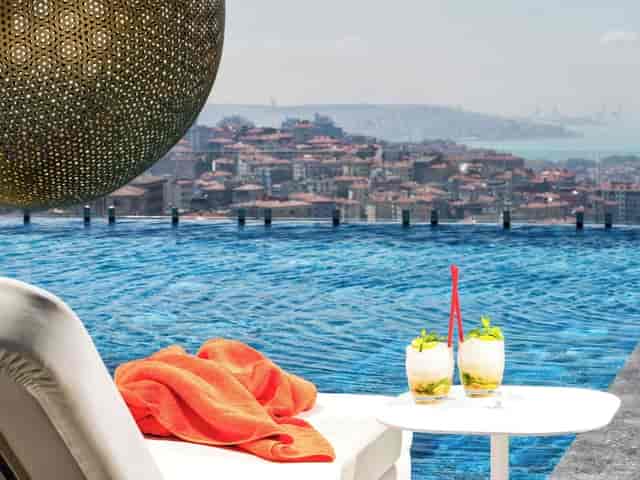 Luxury Ukiyo rooftop venue with infinity pool for VIP networking and corporate incentive events.
