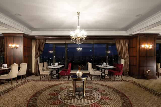 Club Lounge