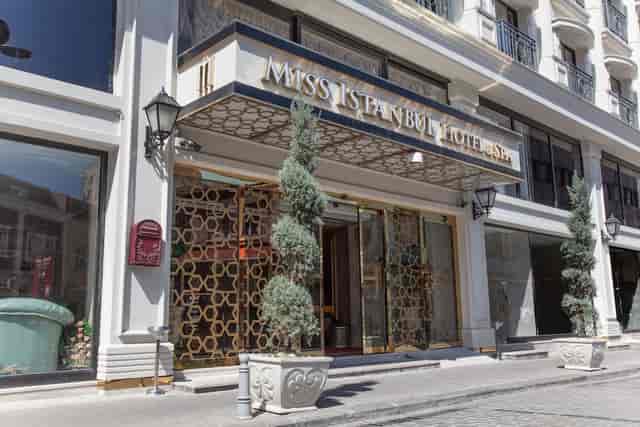 Luxury hotel spa entrance for incentive trips and intimate corporate boardroom meetings.