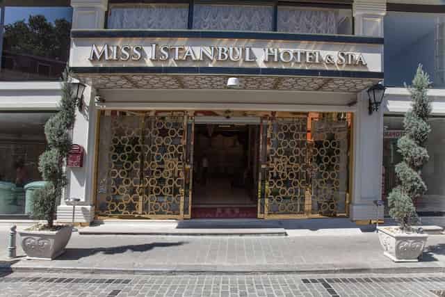 Miss Cafe Restaurant