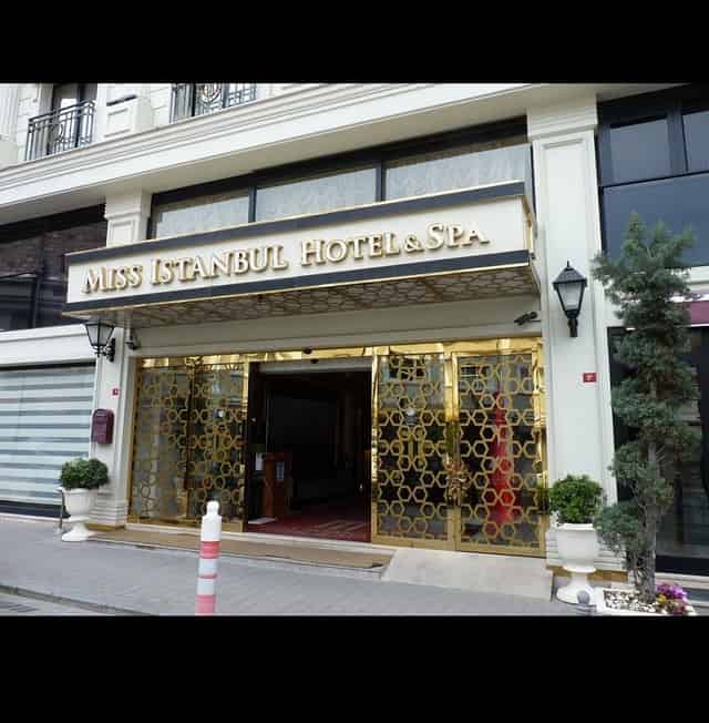 Miss Cafe Restaurant