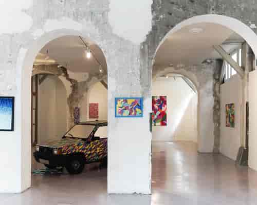 Espace Showroom at Galerie Au Roi: raw industrial venue for creative receptions and brand events.