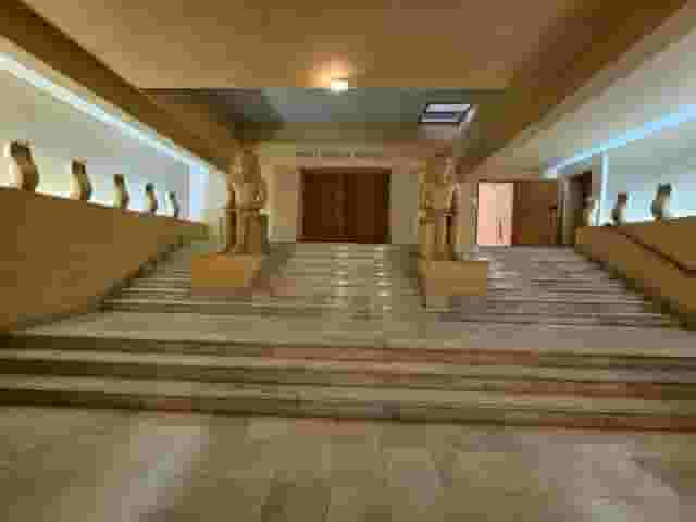 Nefertiti Room