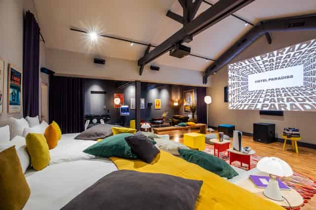 Private Cinema