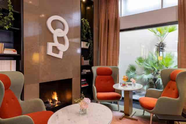 Le Correspondant, Hôtel Montalembert: upscale breakout room for productive networking meetings.