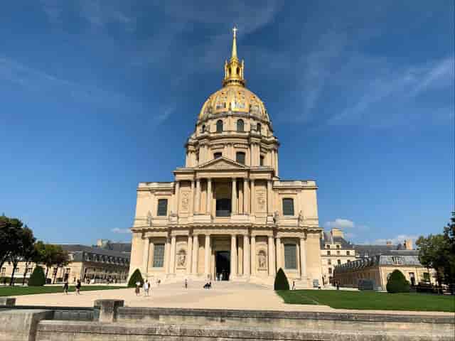 Turenne Room at Army Museum: Grand Parisian venue for prestige gala dinners and corporate events.
