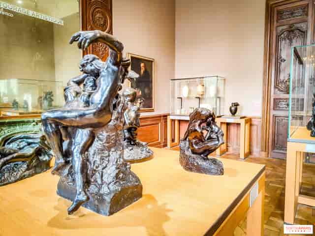Austerlitz Auditorium: Elegant museum event venue for exclusive evening receptions.