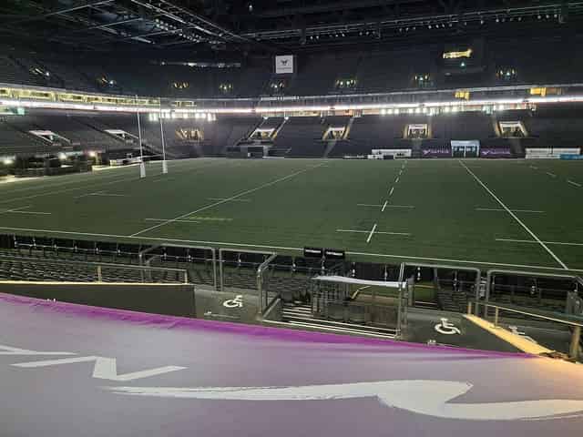 Arena (A)