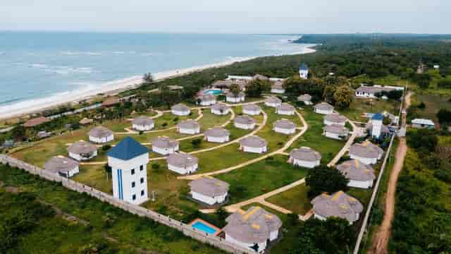 Aya Restaurant beachfront resort for private executive retreats and incentive travel.
