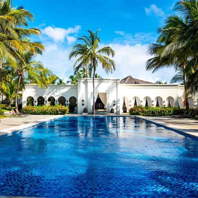 Baraza Resort & Spa Baraza Resort and ...
