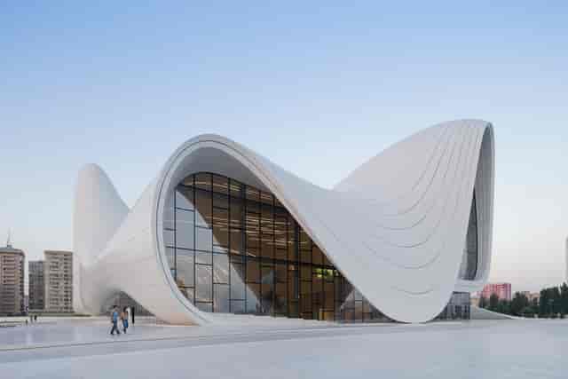 Heydar Aliyev Center / Zaha Hadid ...