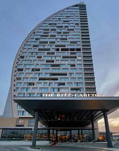 Luxury hotel event space in The Ritz-Carlton, Baku for executive retreats and conferences.