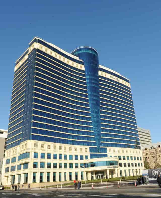 Hilton Baku business center, modern conference venue for large-scale corporate events.