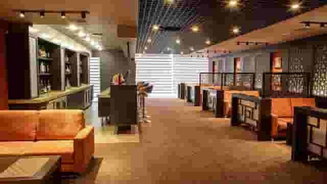 Lobby Lounge & Bar