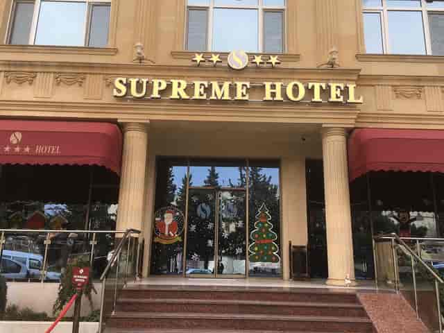 Cozy boutique hotel bar with festive decor, perfect for intimate holiday parties and corporate events.
