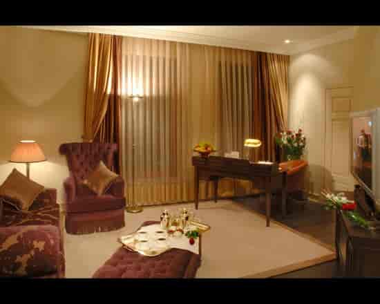 Executive boardroom at Belvedere Restaurant Baku for private VIP business meetings.