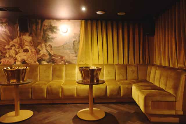 Vip Bowling Room