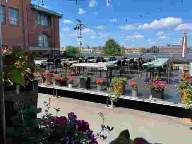Beer garden