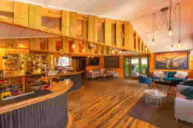The Bird of Paradise Bar