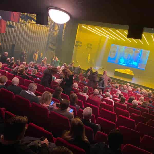 Theater in Maxim Stockholm with bustling seating area for corporate events and conferences.